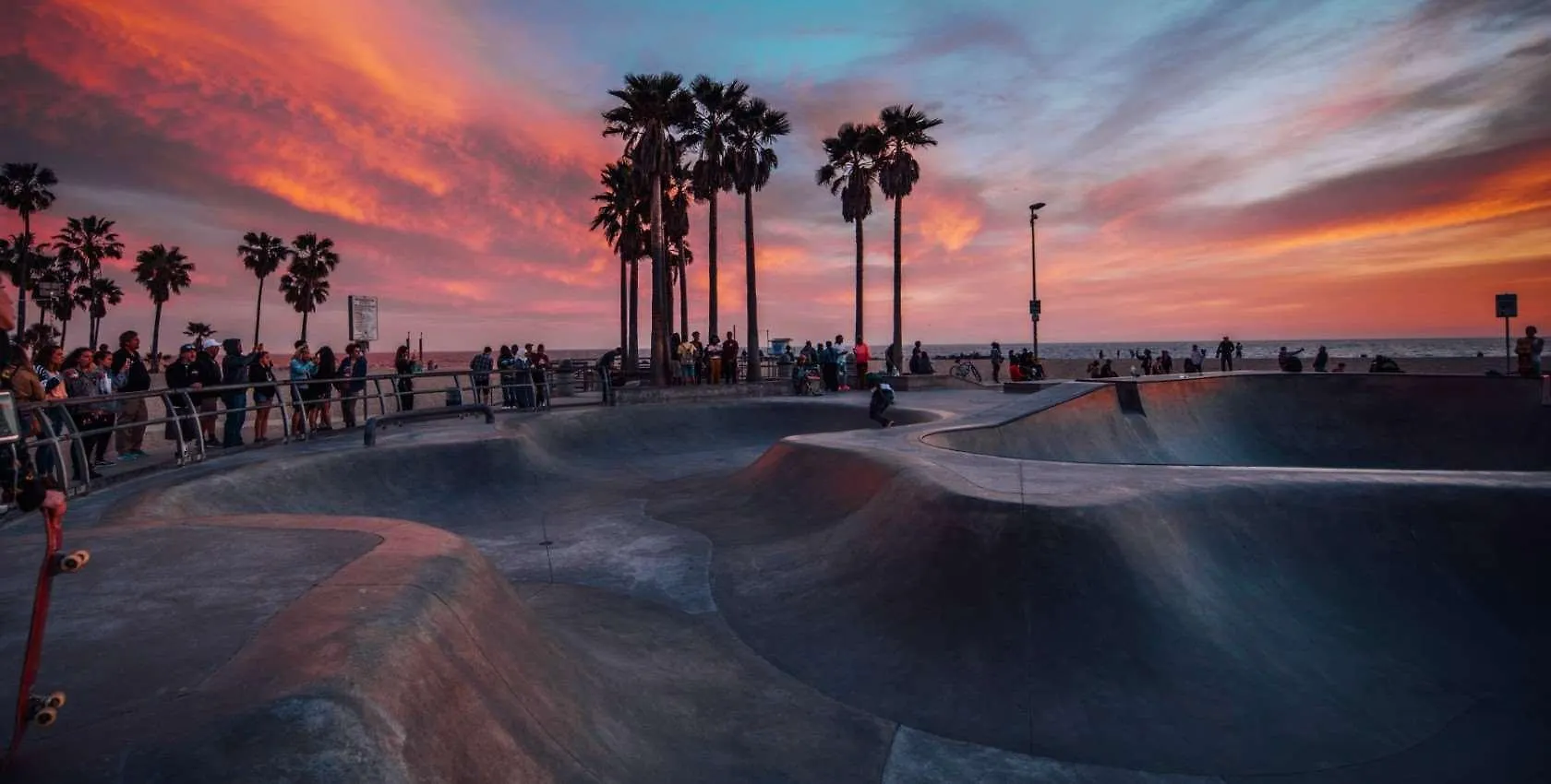 The Kinney - Venice Beach Los Angeles