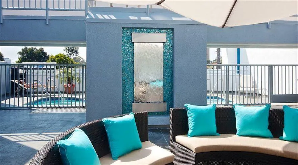The Kinney - Venice Beach Los Angeles